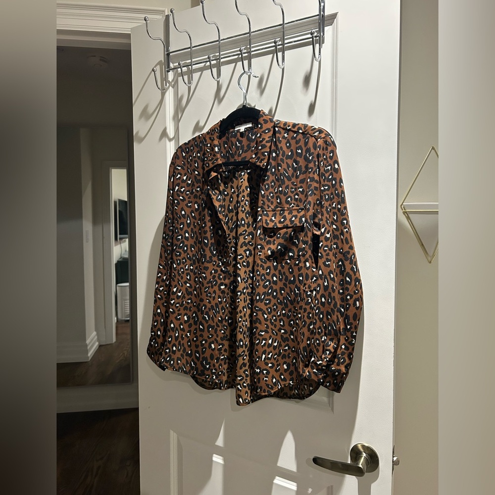 Leopard Blouse - Picture 6 of 7